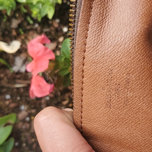 💥💥SOLD💥💥Louis Vuitton pappillon - Picture 7 of 11